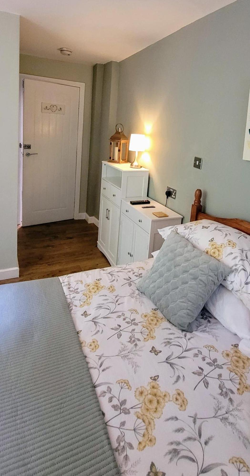 Kingsley Cottage - Beautiful Riverside Setting Beaworthy 외부 사진