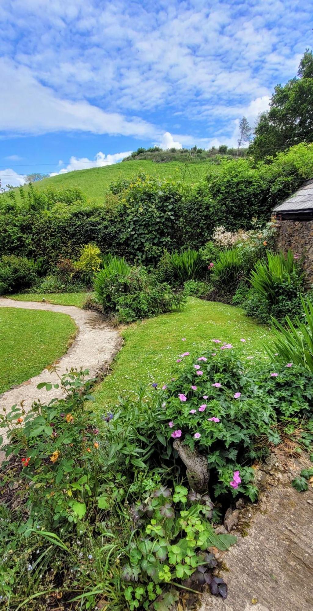 Kingsley Cottage - Beautiful Riverside Setting Beaworthy 외부 사진